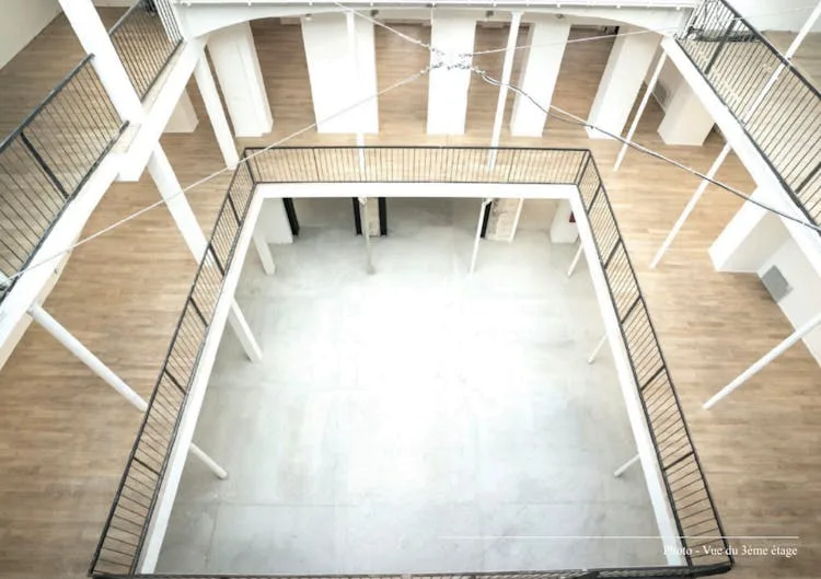 1,200 sqm Grand Showroom on Rue Saint-Merri, Paris — 3