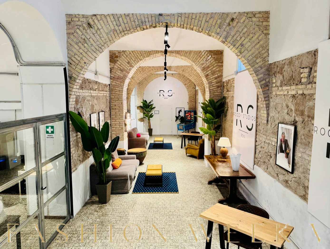 1,200 sqm Space for Pop-Ups and Events in Rome, pop up store in Roma, interior view