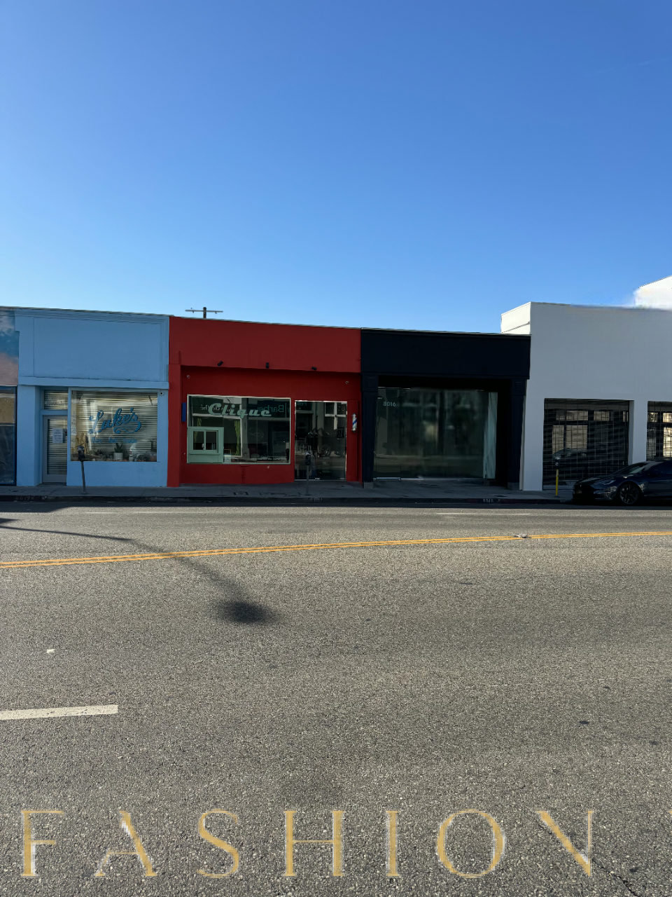 1,280 SF Retail Space in Prime Melrose, 119 sqm, pop up store in West Hollywood, interior view