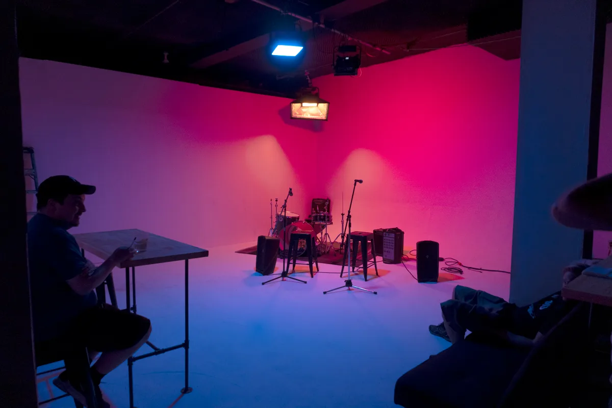 1000 Sq Ft Studio with Green Room and Modern Amenities, 93 sqm, photo shoot, pop-up rental in Jersey City, interior view