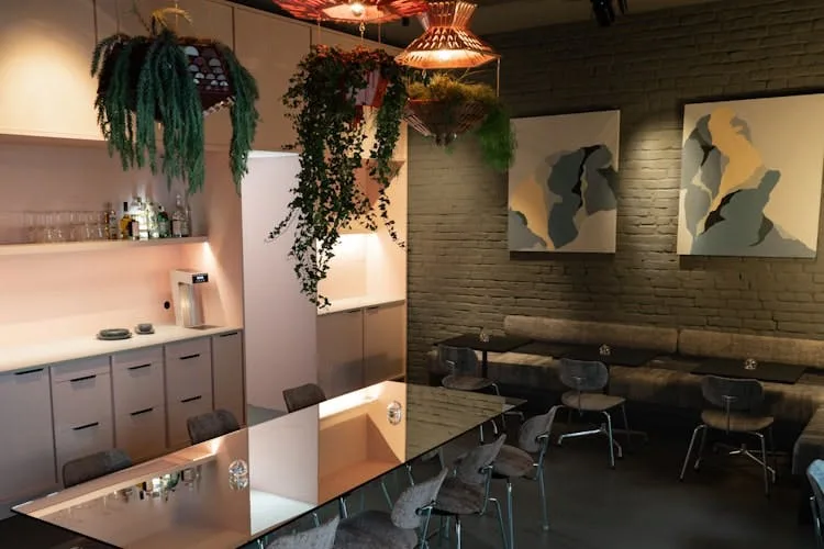 120 sqm Bar and Restaurant Space on Weserstrasse, Berlin
