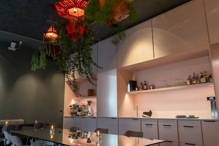 120 sqm Bar and Restaurant Space on Weserstrasse, Berlin — 5