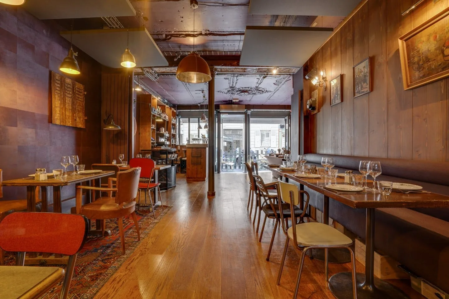 120 sqm Bistro Space in Porte Maillot, Paris — 2