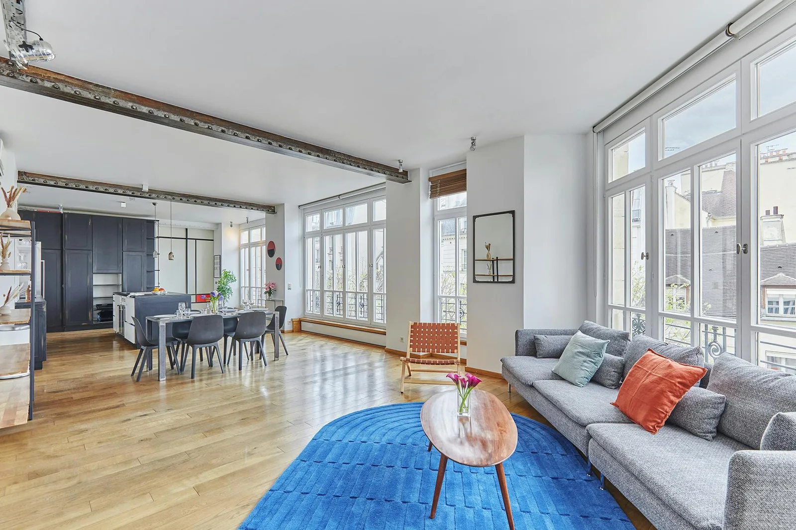 120 sqm Event Space on Rue de Bretagne, Paris — 3