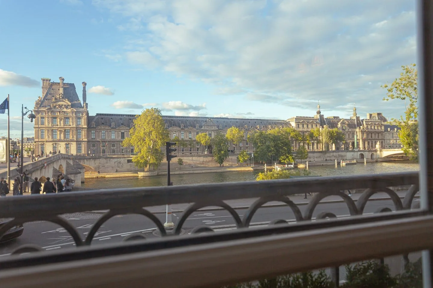 125 sqm Apartment with Louvre View on Quai Voltaire — 5