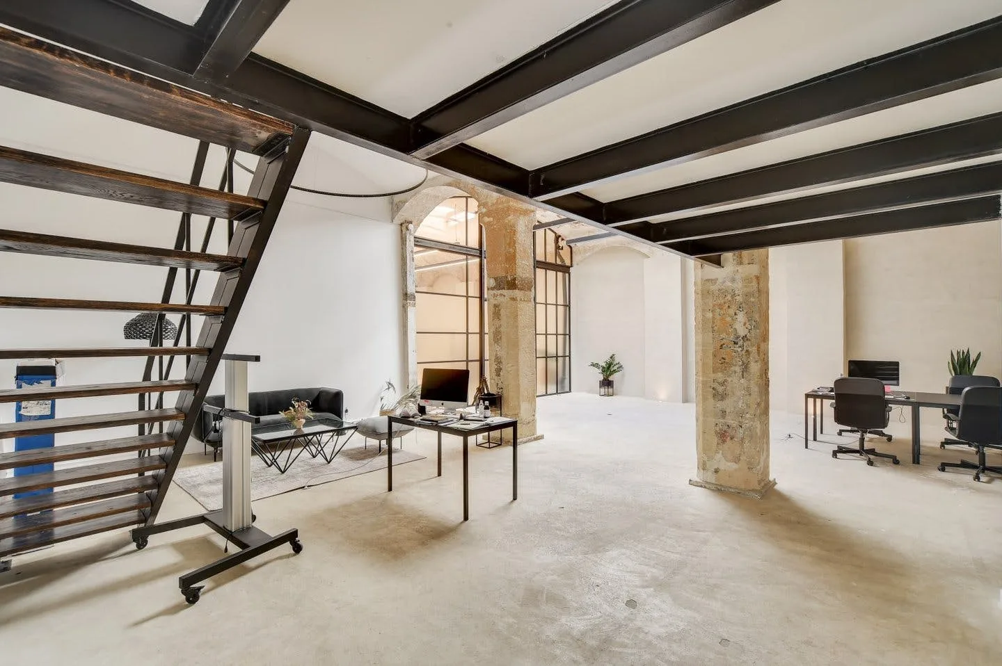 130 sqm Showroom and Pop-Up Space in Haut Marais, Paris — 3