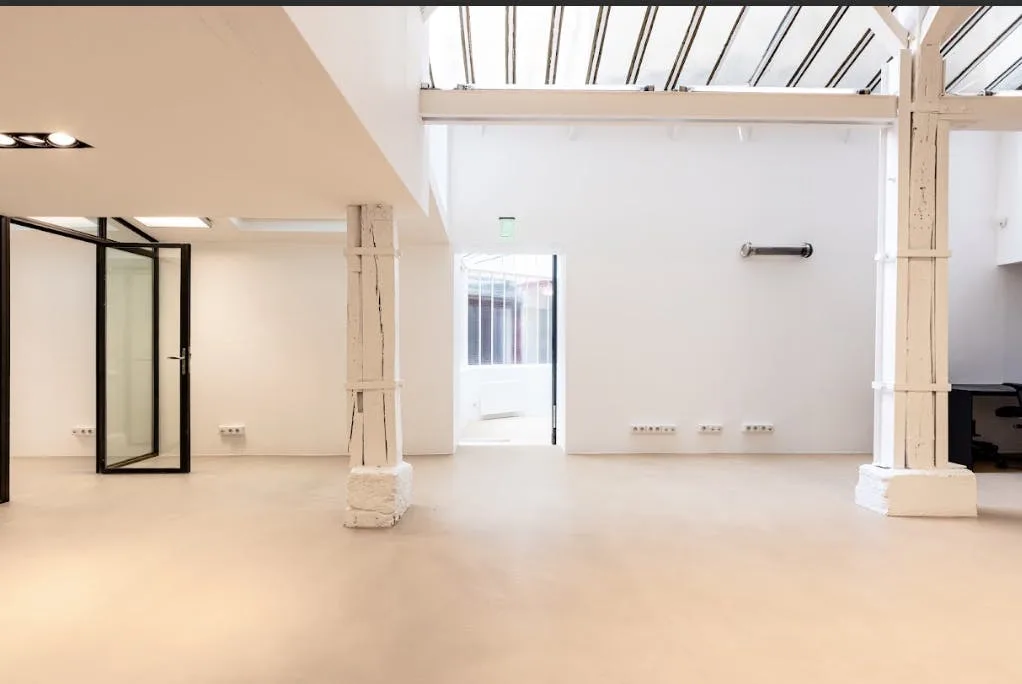 130 sqm Showroom on Rue Charlot, Paris 3e — 3