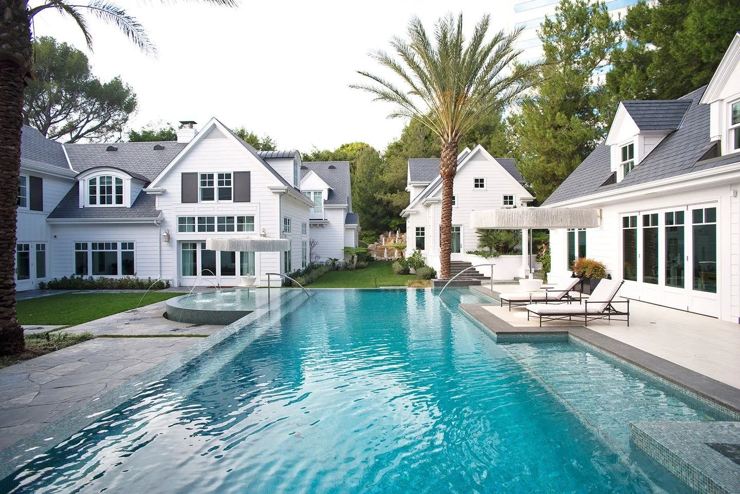 14,114 sqft Mansion Event and Gallery Space in Beverly Hills — 2