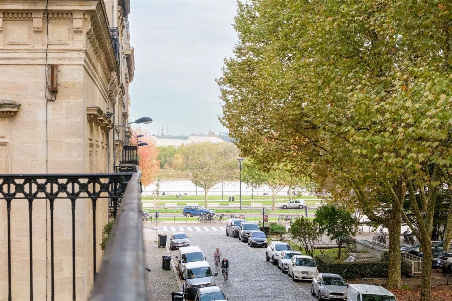 140 sqm Haussmannian Event Space on Allées de Chartres — 4