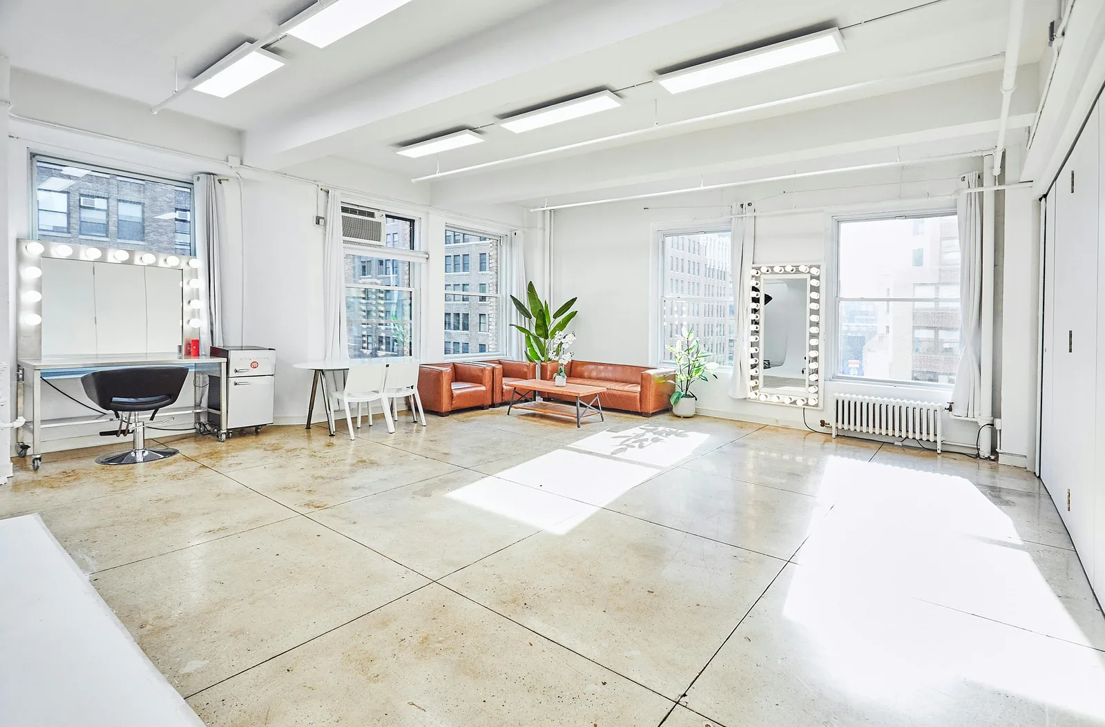 14A Showroom and Event Space in Manhattan's Garment District — 4