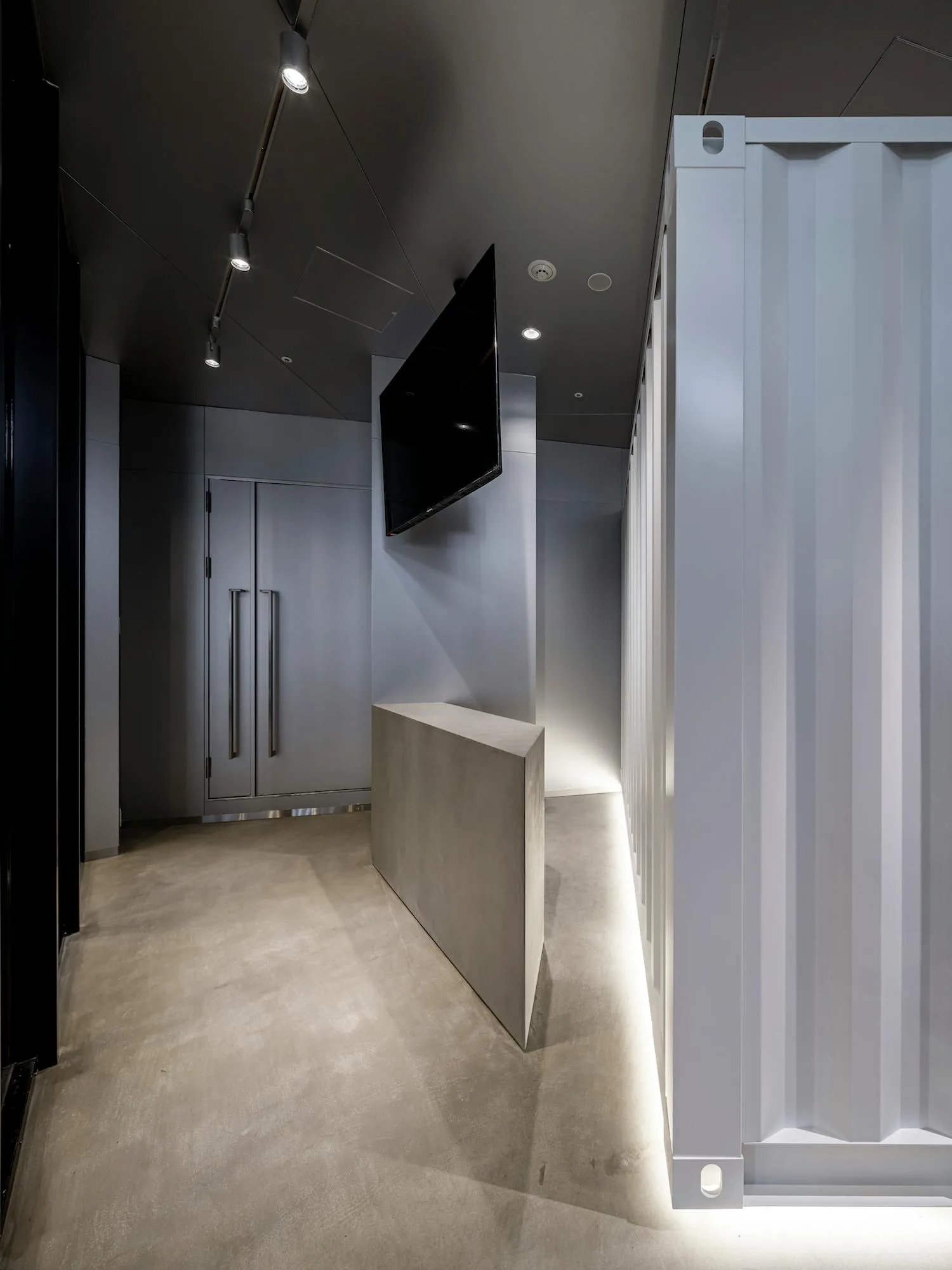160 sqm Event and Retail Studio in Rayard Miyashita Park — 4
