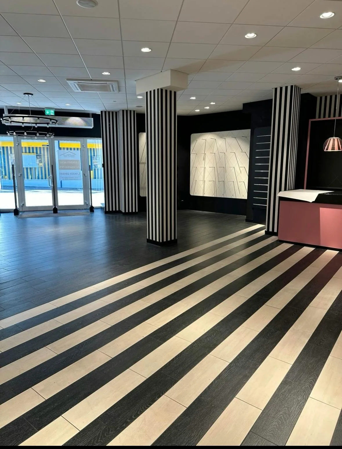 170 sqm Versatile Commercial Space in Pirmasens — 3