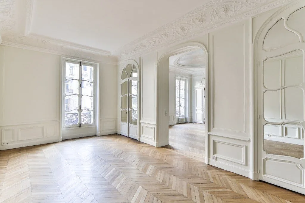181 sqm Showroom Near Monceau Park on Rue Alfred de Vigny — 4