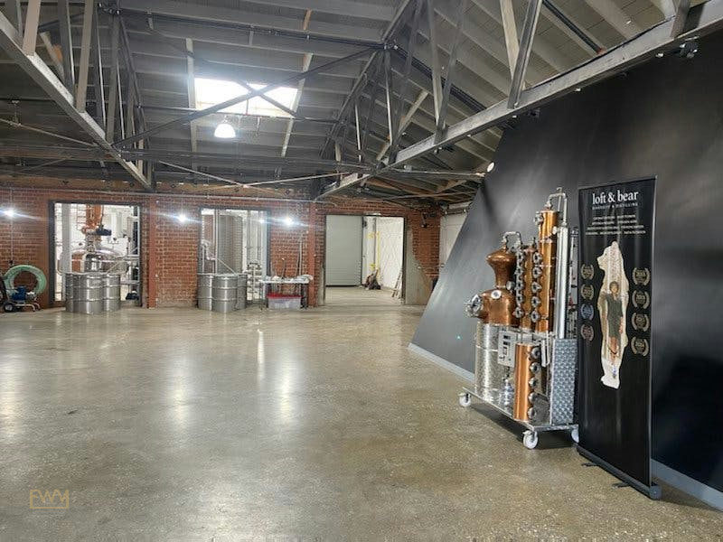 1920s Warehouse with Exposed Bow Truss Ceilings in Los Angeles, 316 sqm, pop up store