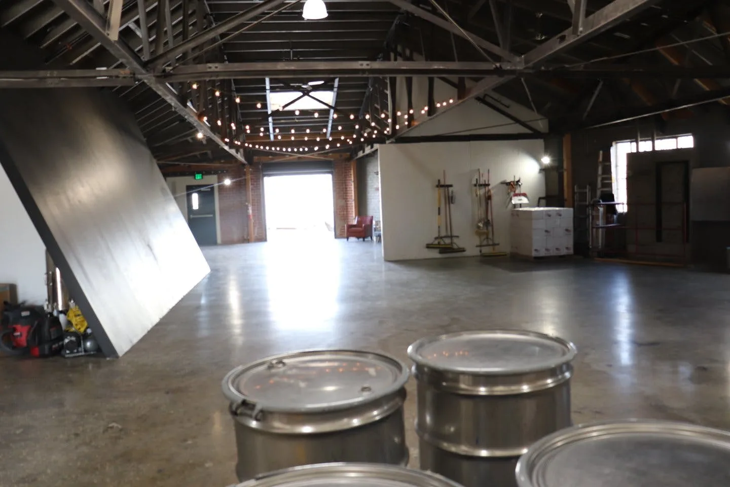 1920s Warehouse with Exposed Bow Truss Ceilings in Los Angeles — 4