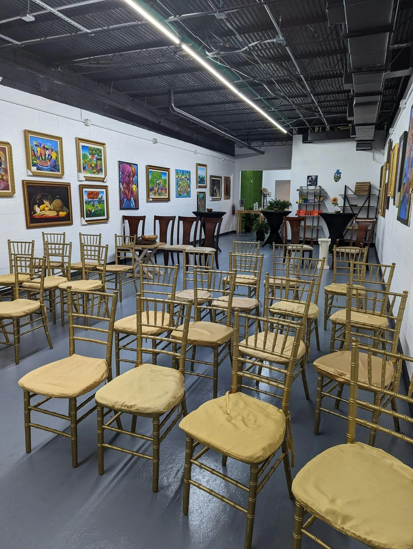 2,000 sq ft Industrial Warehouse in Oakland Park