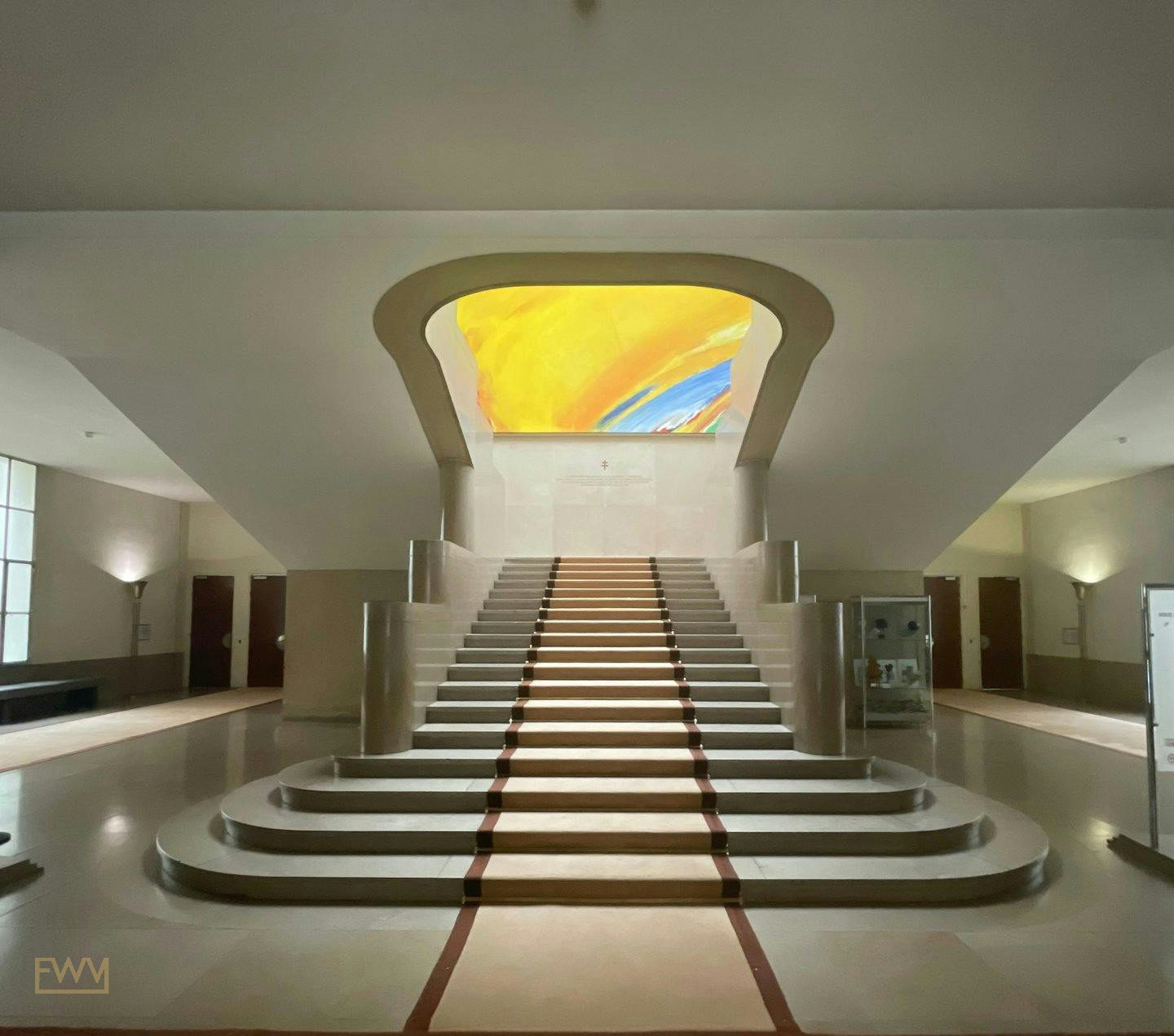 2,000 sqm Art Deco Grand Hall in Boulogne-Billancourt, pop up store, additional interior view