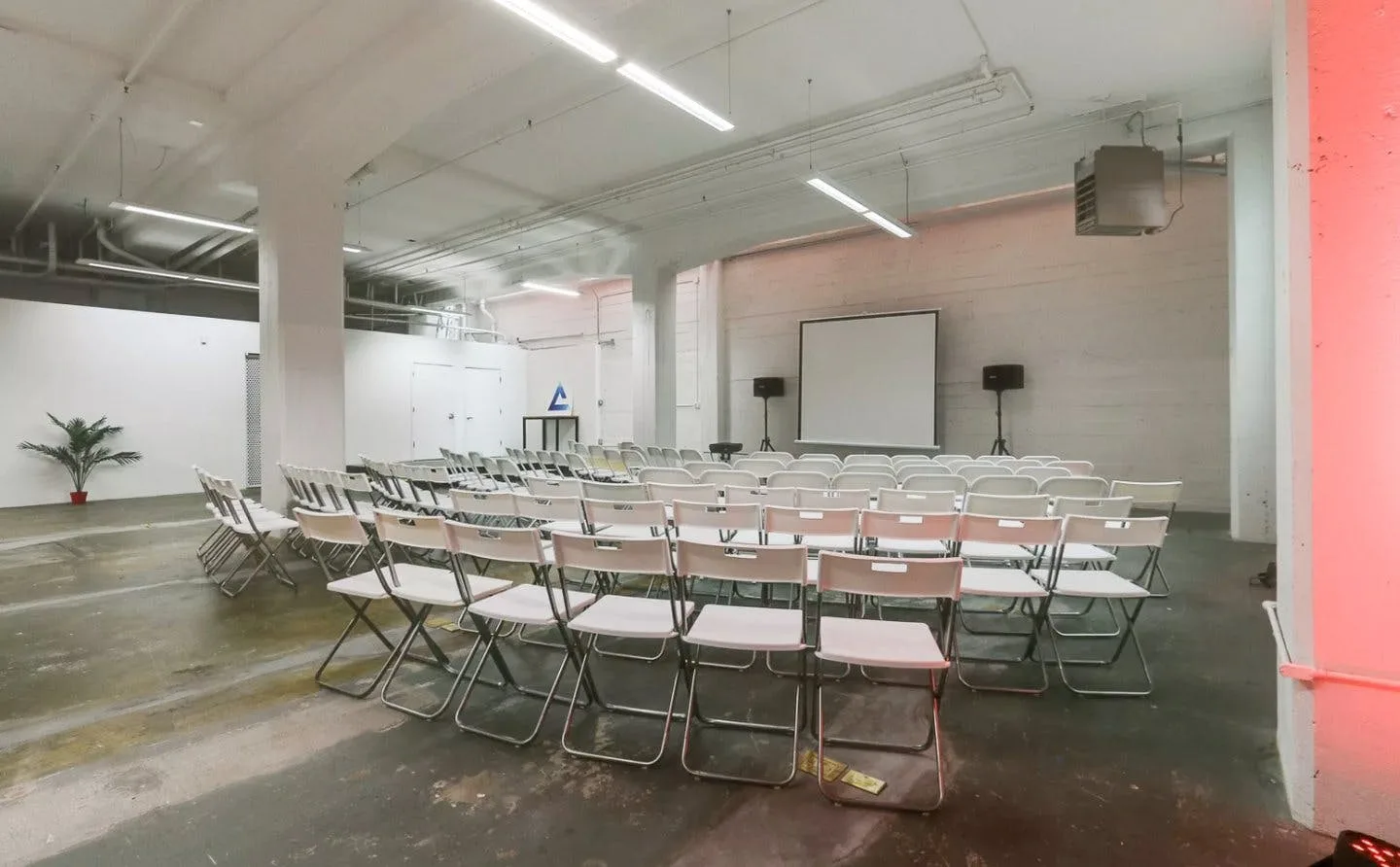 2-Levels Warehouse Venue for Events with Atrium — 2