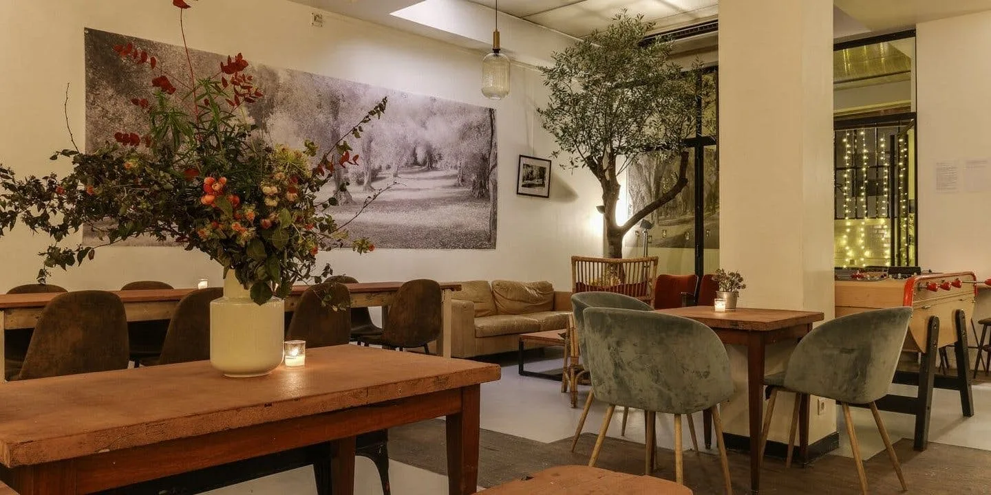 200 sqm Gustave Eiffel Loft and Bar in Paris — 4