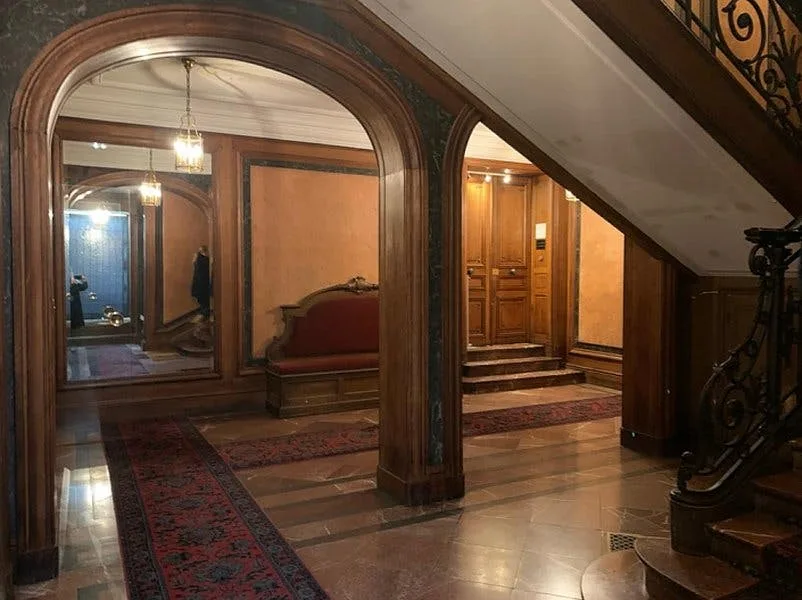 200 sqm Unique Showroom on Rue Boissière, Paris 75116 — 2