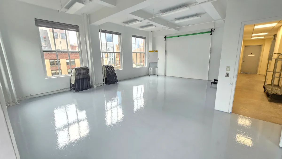 21st Floor Studio with Stunning Empire State Views, 74 sqm, photo shoot, pop-up rental in New York