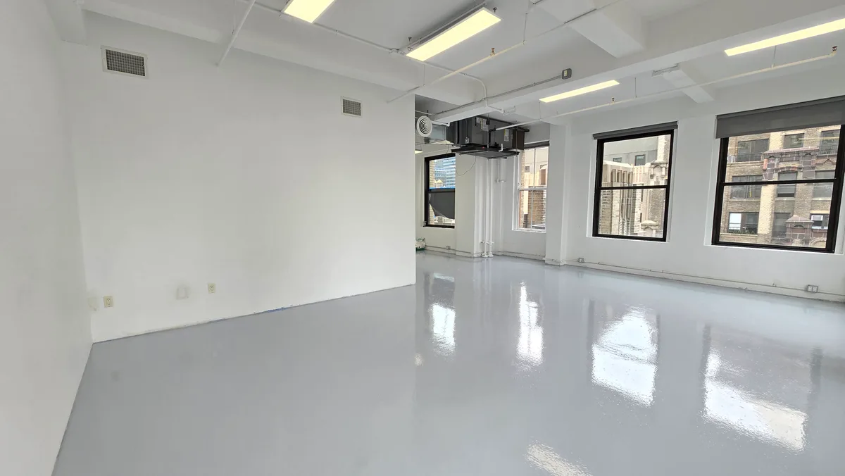 21st Floor Studio with Stunning Empire State Views, 74 sqm, photo shoot, pop-up rental in New York, interior view