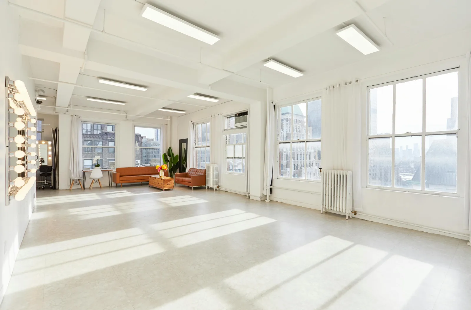 23A Empire State Pop-Up Event Showroom and Studio Rental — 2