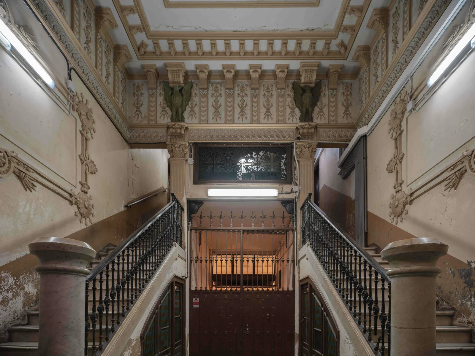250 sqm Versatile Space in a Modernist Barcelona Building