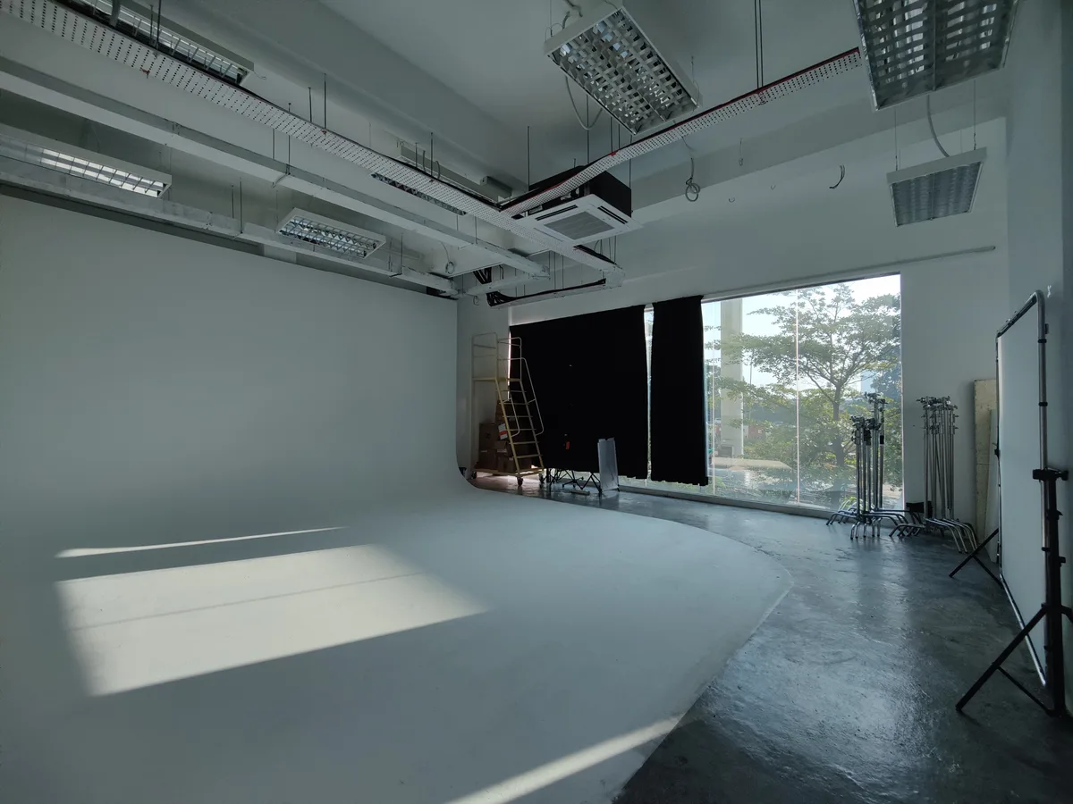 2800 Sqft High-Ceiling Studio for Photo & Video Production, 270 sqm, photo shoot, pop-up rental in Petaling Jaya