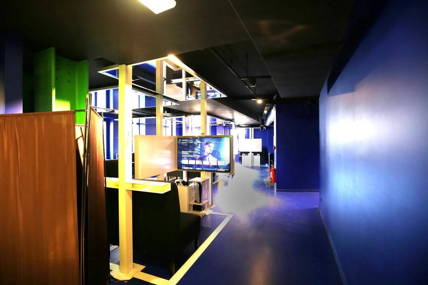 297 sqm Event and Showroom Space on Rue de Rivoli, Paris — 4