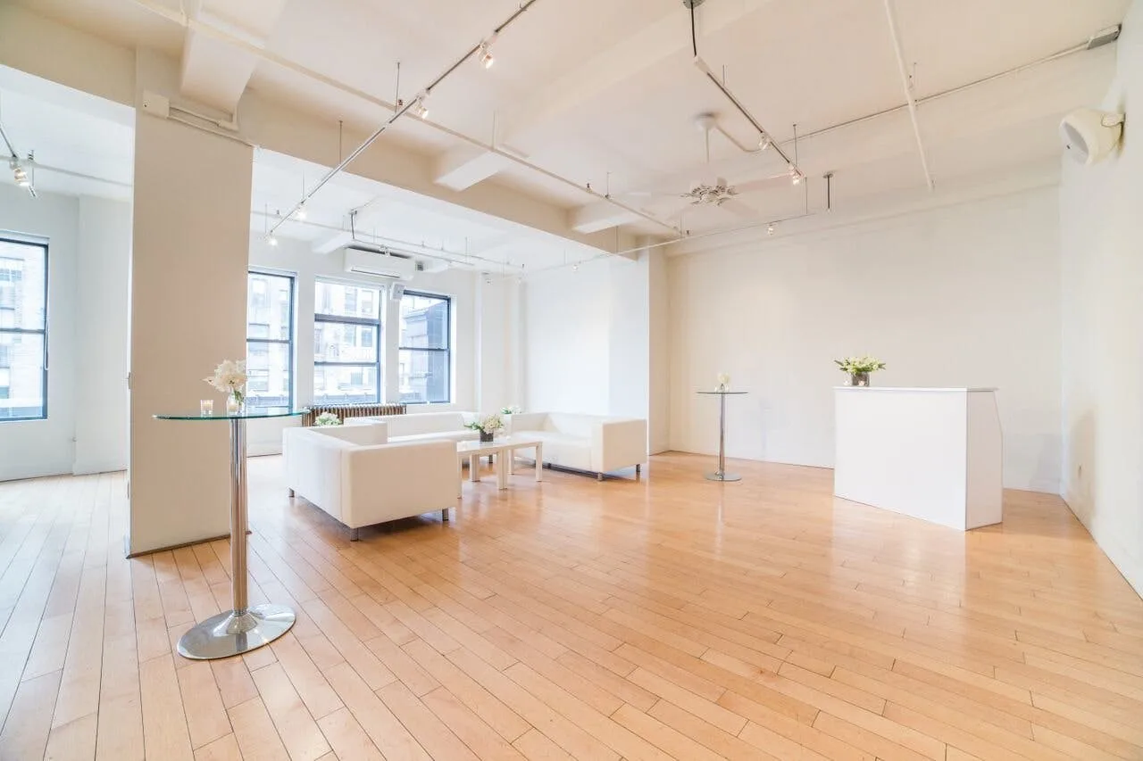 3,000 Sq. Ft. White Loft Space in New York Garment District — 3