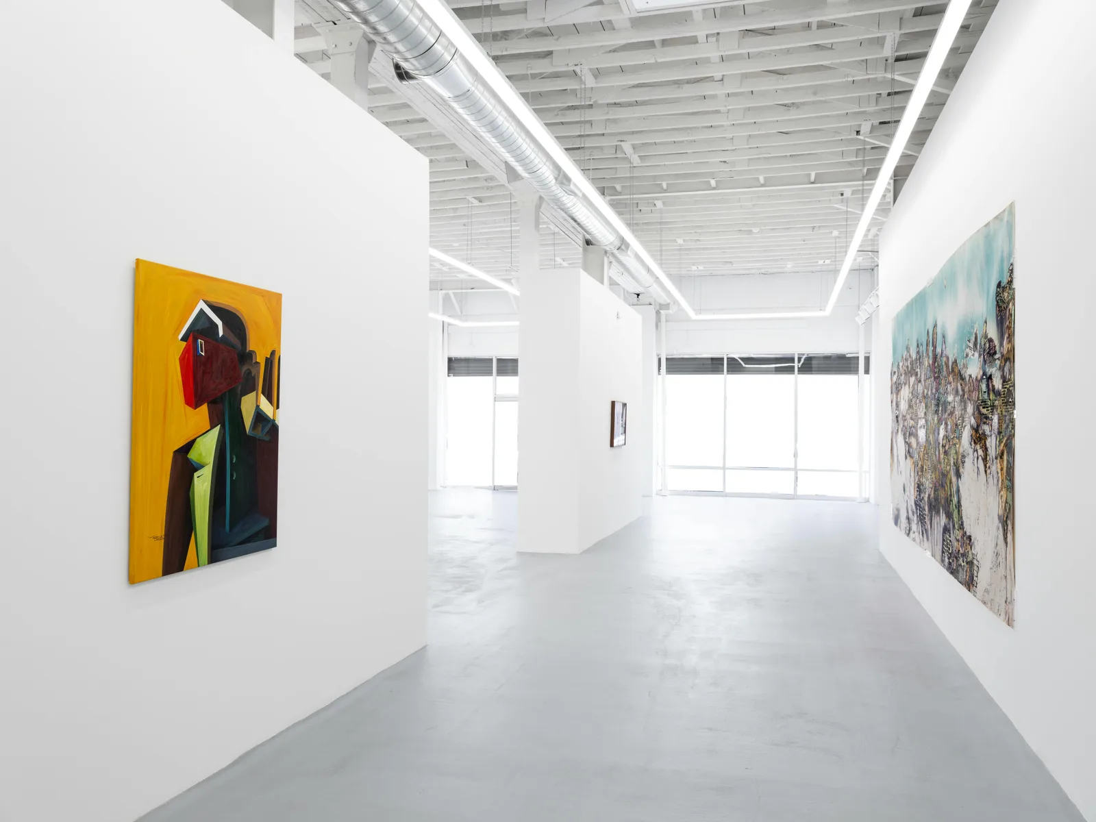 3,500 Sq Ft Contemporary Art Gallery in Melrose Hill — 2