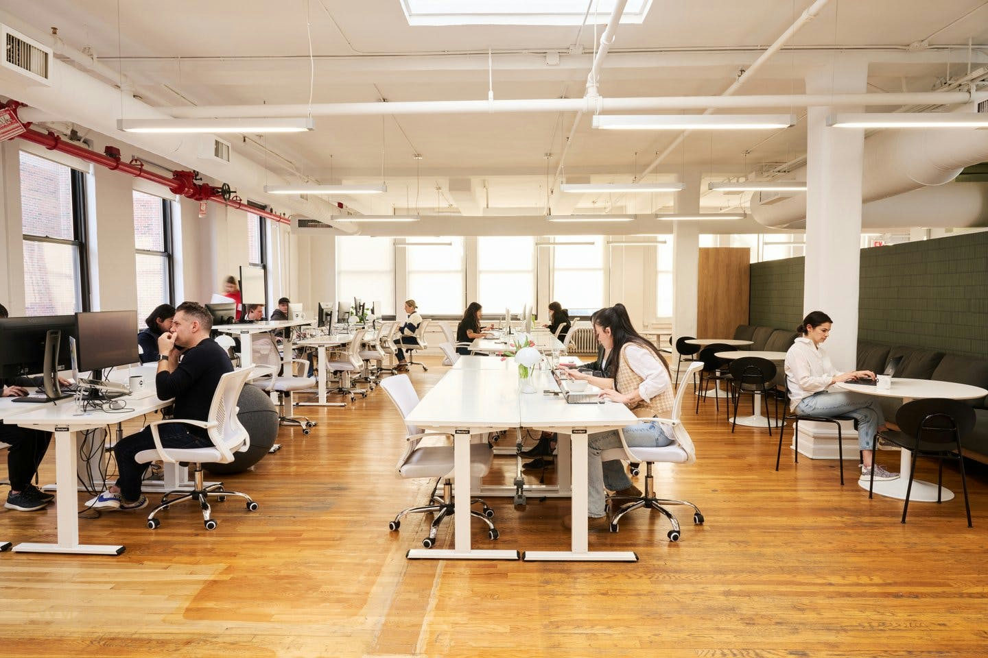4,000 sqft Modern Penthouse Space in Flatiron District, 372 sqm, conference, pop-up rental in New York