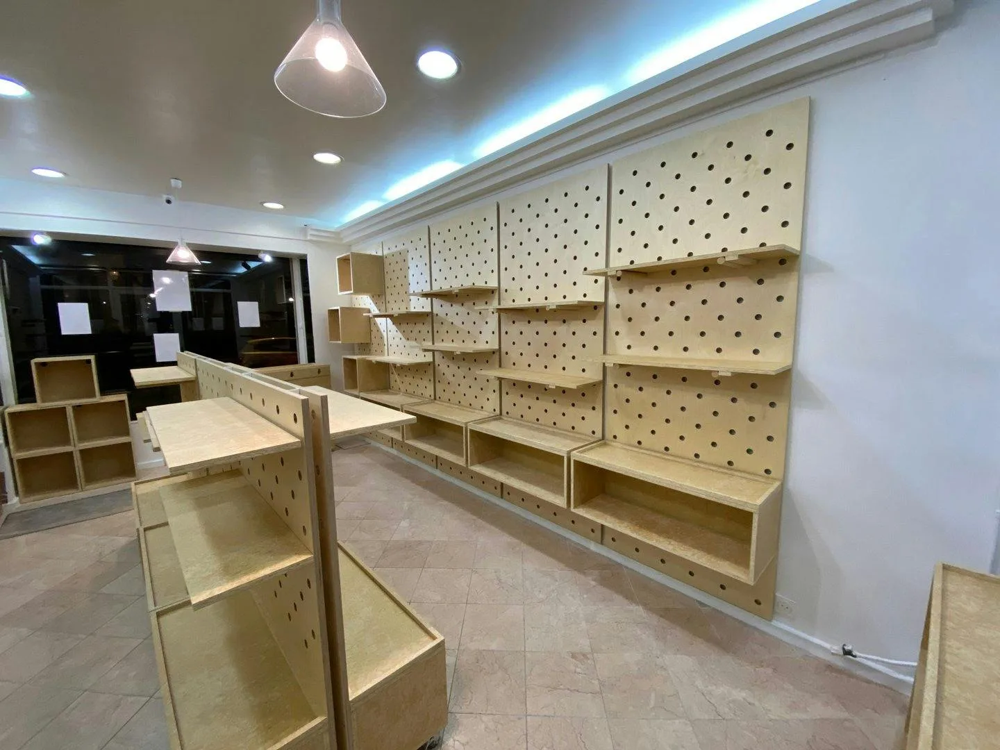 40 sqm Boutique at 27 Passage Choiseul, Paris 75002 — 5
