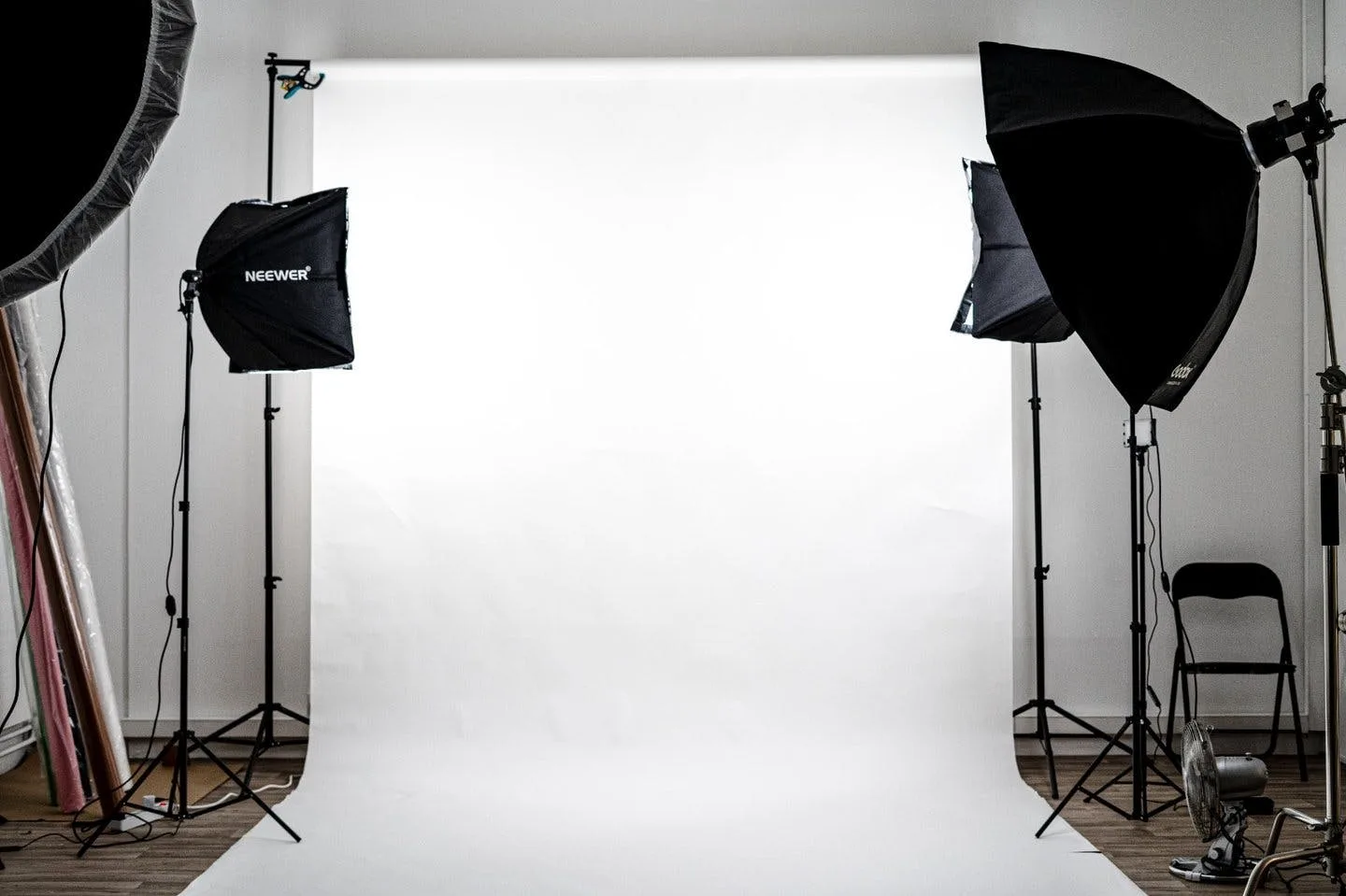 40 sqm Photo and Video Studio in Torcy, France