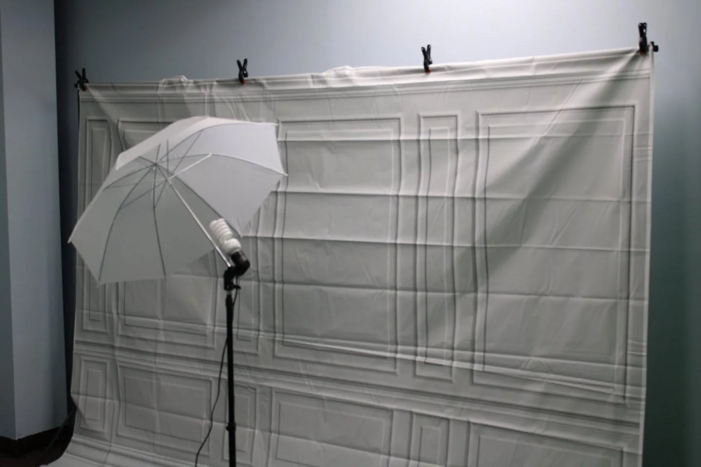 400 sq ft Southwest Houston Photo Studio and Gallery — 2