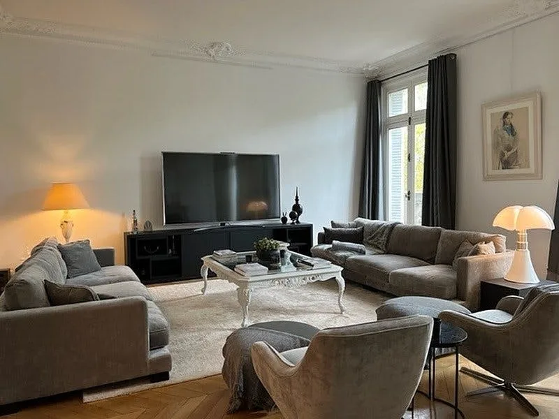 400 sqm Elegant Apartment in Paris 17th Arrondissement