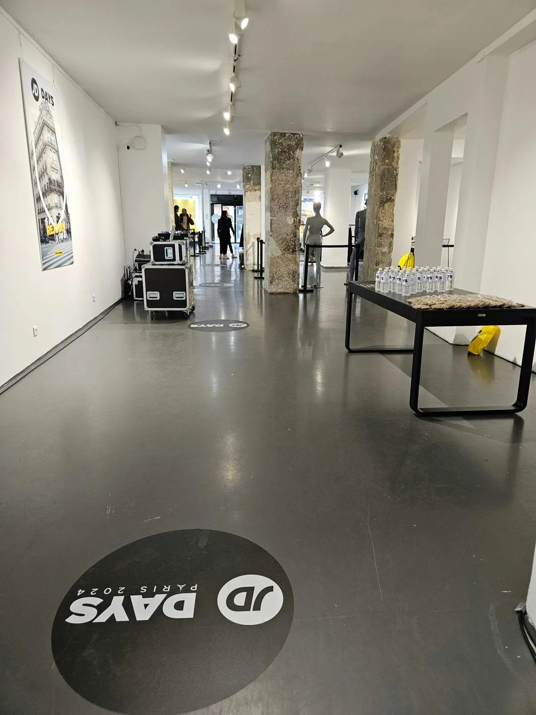400 sqm Retail and Event Space in Haut Marais, Paris — 5