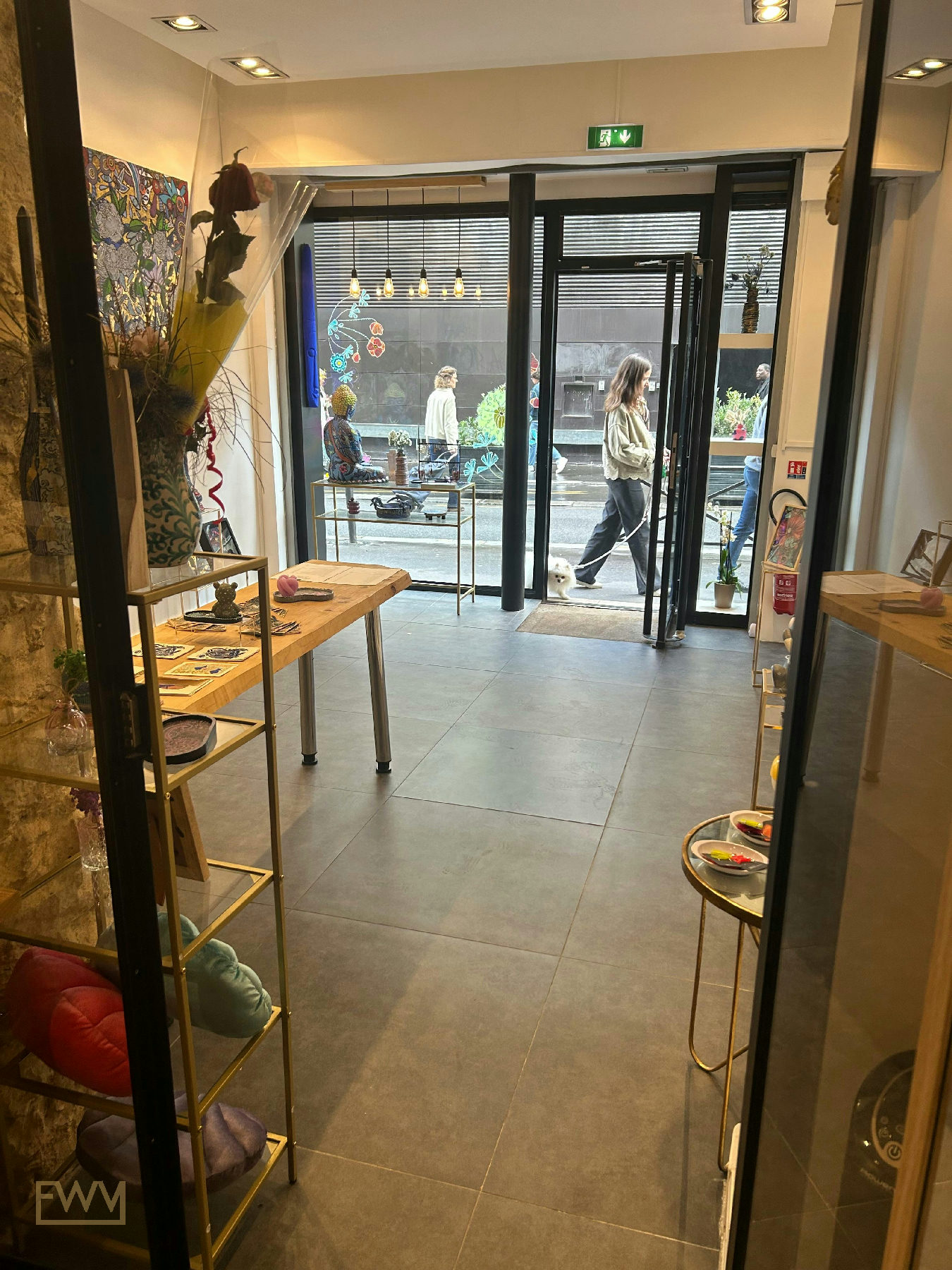 45 sqm Retail and Event Space on Rue des Belles Feuilles, pop up store in Paris