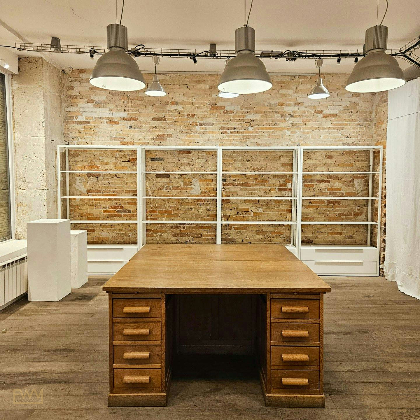 45 sqm Retail and Showroom Space in Haut-Marais, Paris, pop up store