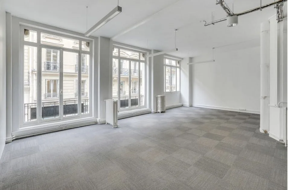 466 sqm Office Space on Rue d'Uzès, Paris — 2