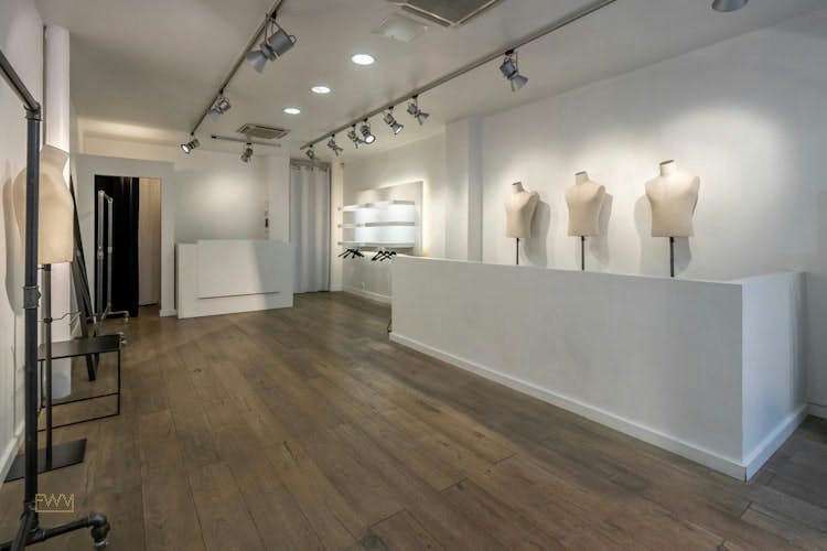 48 sqm Contemporary Boutique on Rue de Turenne, Paris, pop up store