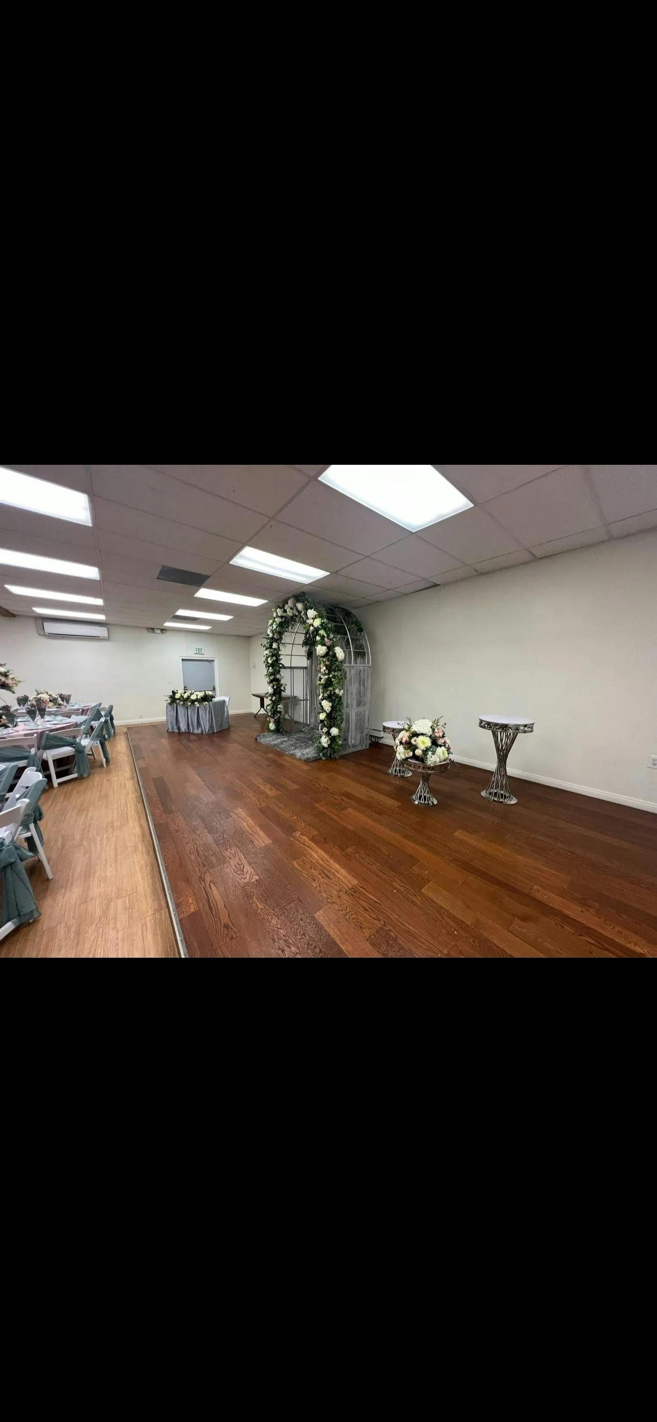 5,000 Sq Ft Banquet Hall for Events in Panorama City, CA — 3