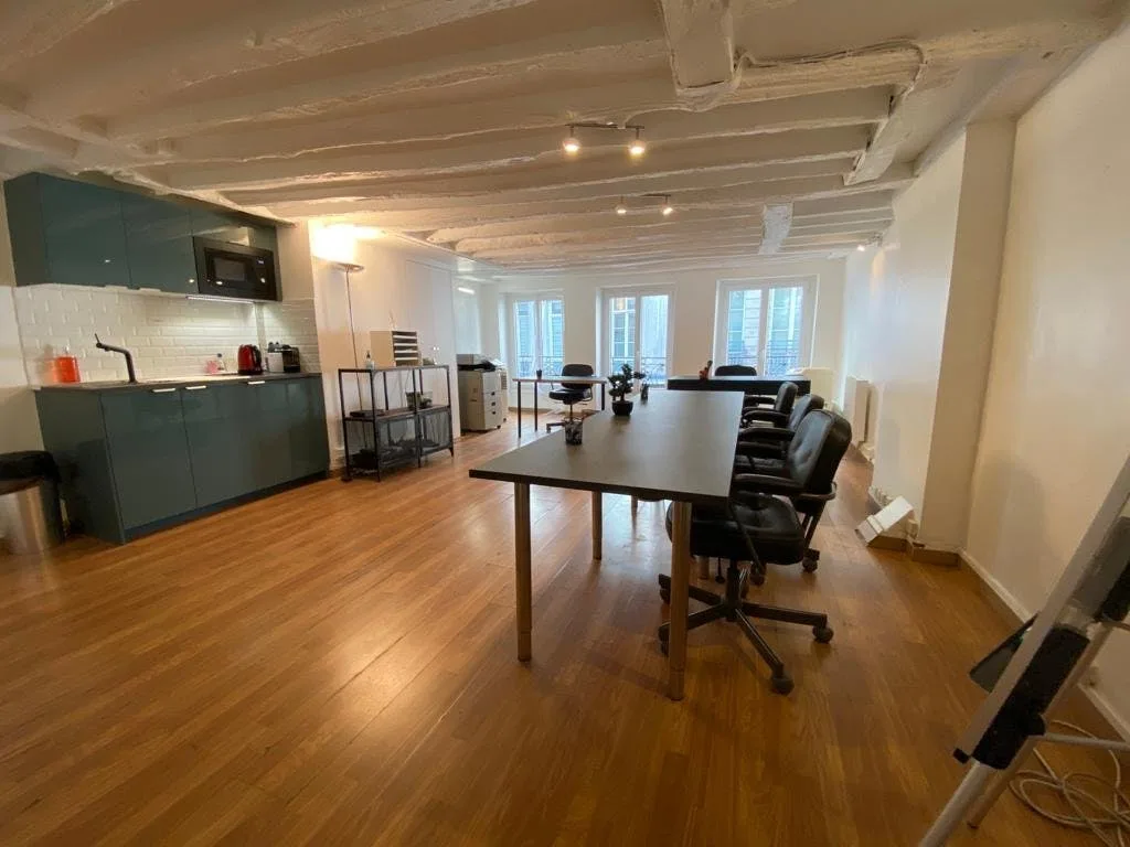 52 Square Meter Office Space on Rue Poissonniere, Paris — 5