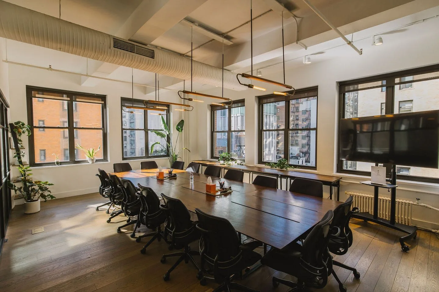 550 Sqft Boardroom on Madison Avenue, New York — 2