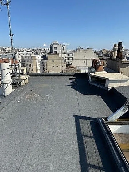 60 sqm Rooftop Space with Panoramic Views in South of Pigalle — 2