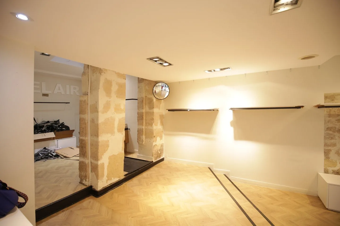 62 sqm Retail Space on Rue des Rosiers, Paris — 5
