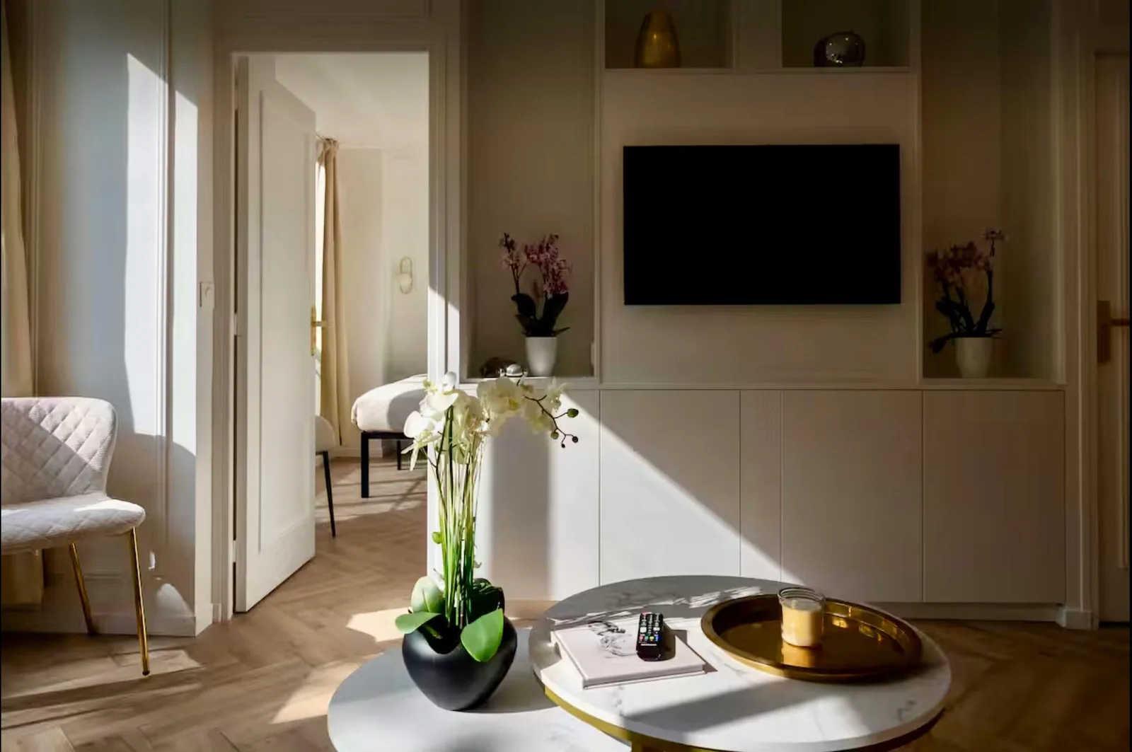 70 sqm Designer Showroom and Office on Boulevard Sébastopol — 4