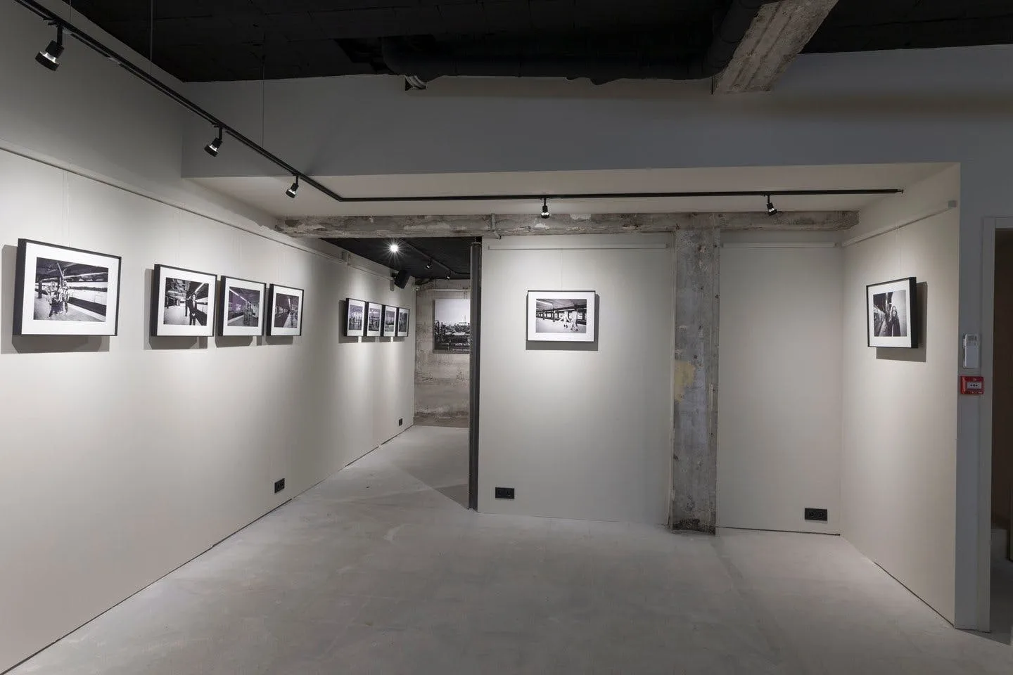 70 sqm Raw Gallery Space in Arles — 4