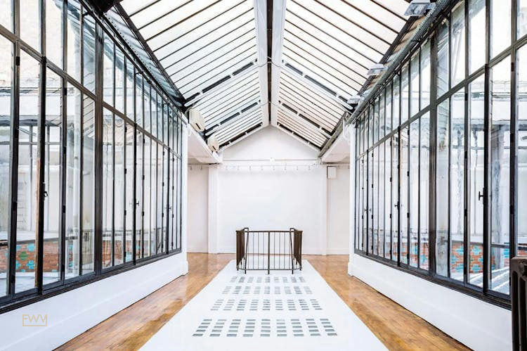 700 sqm Mansion Showroom in Palais Royal, Paris, showroom presentation, pop-up rental